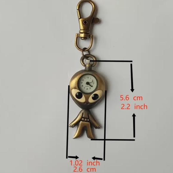 New alien clock watch - Picture 2 of 3